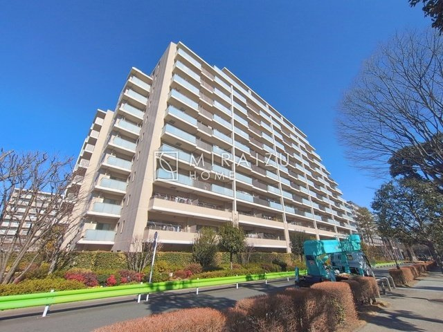 【外観】 | 暮らしやすさを考えたプランで快適な現地ロケーションを実現。安らぎに満たされる