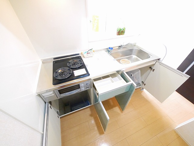 アンソレイユのキッチン|きれいなキッチンです