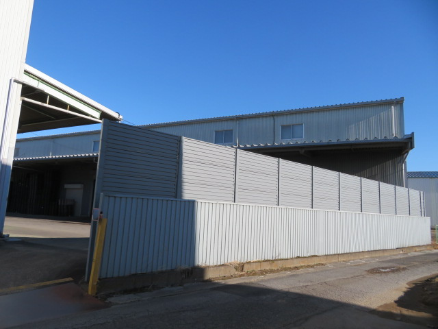 加須市飯積の倉庫