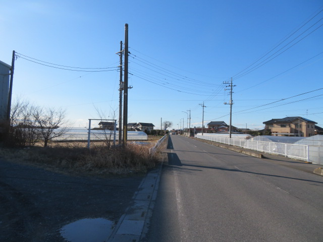 加須市飯積の倉庫