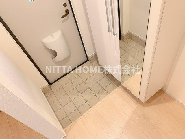 ボヌール・メゾン　篠山の玄関|トールサイズのシューズボックス付き◇