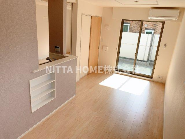 ボヌール・メゾン　篠山の居間・リビング|解放感のあるリビング１１．９帖です♪