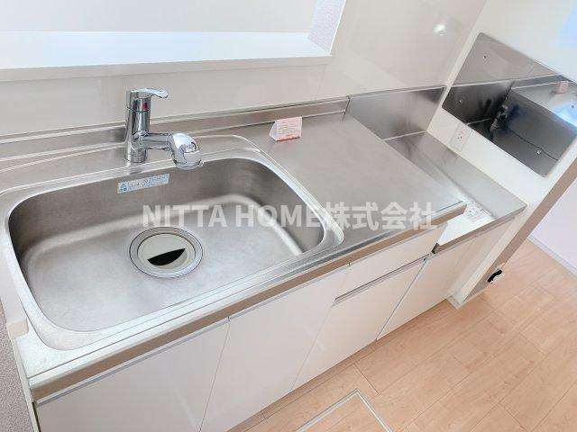 ボヌール・メゾン　篠山のキッチン|キッチンは憧れのアイランドキッチンを採用しています◆