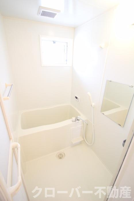 メゾン・リシェス B棟の浴室|浴室