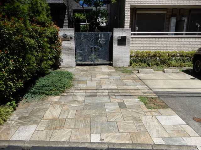 メゾン・カメリアのエントランス|エントランス