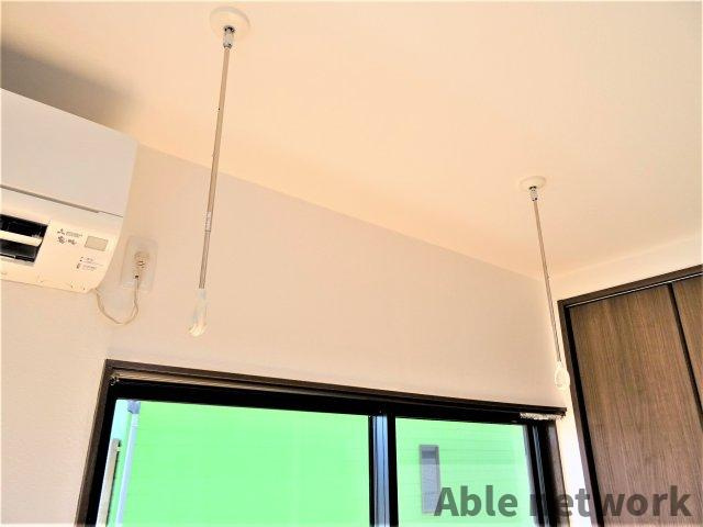 神栖市深芝南３丁目のアパートの設備|室内物干し