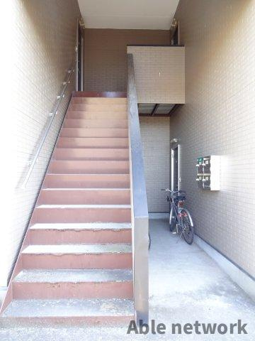 神栖市深芝南３丁目のアパートのその他|エントランス