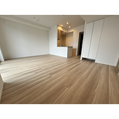 【居間・リビング】 | 幕張ベイパークライズゲートタワー