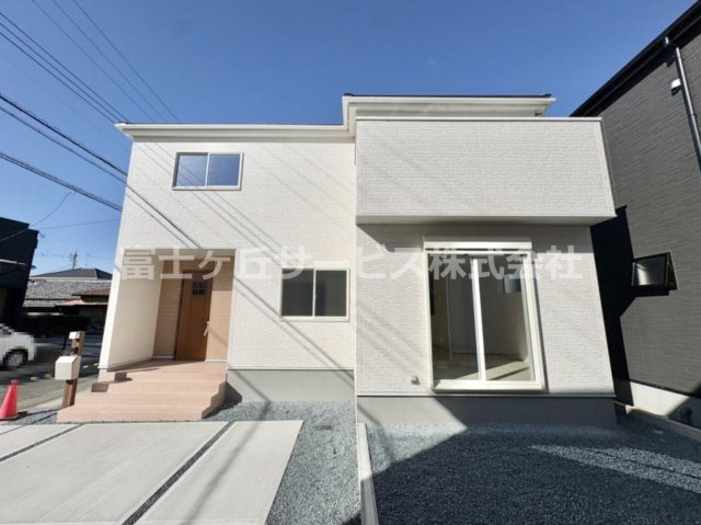 【外観】 | 豊橋市高師町 59期 新築一戸建て 1号棟 | 建物外観を気になさる方へ、見た目の良い物件です