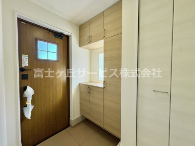 【玄関】 | 豊橋市高師町 59期 新築一戸建て 1号棟 | 落ち着いた玄関です