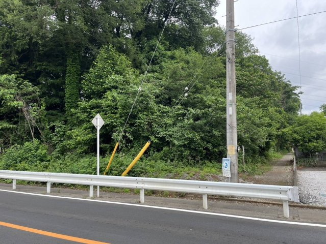 資材置場　狭山市水野の前面道路含む現地写真