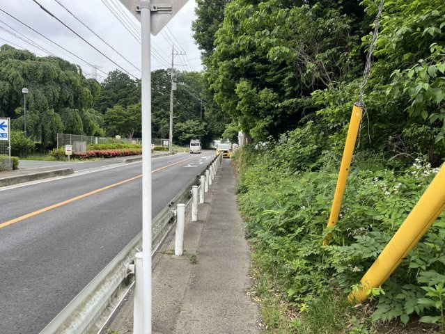 資材置場　狭山市水野の前面道路含む現地写真