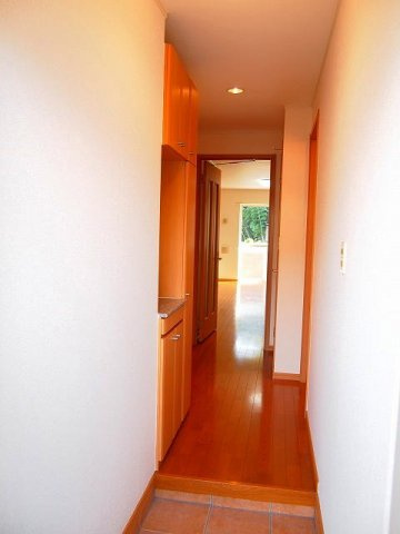 メゾン　アンソレイエＳ　　刈谷市近郊の賃貸はクラスホーム刈谷店の玄関|ゆったりとした玄関です