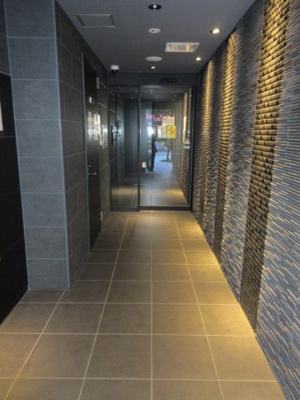 【エントランス】 | レア横濱ヴィヴァーチェ