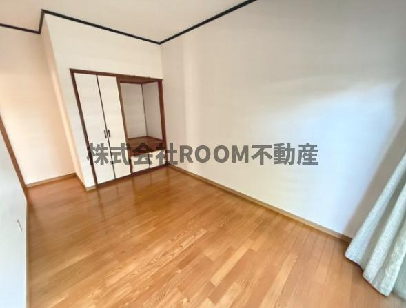 三股樺山貸家の寝室|寝室にいかがでしょうか