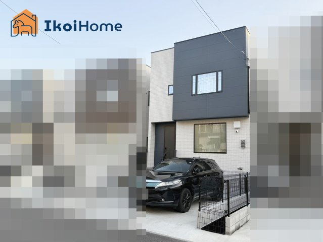 明石市東人丸町　中古戸建の玄関|●資料・カタログのご請求無料●　人丸小学校までは徒歩4分、大蔵中学校までは徒歩15分。