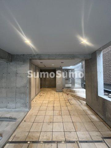 LEGALAND三軒茶屋Southのロビー