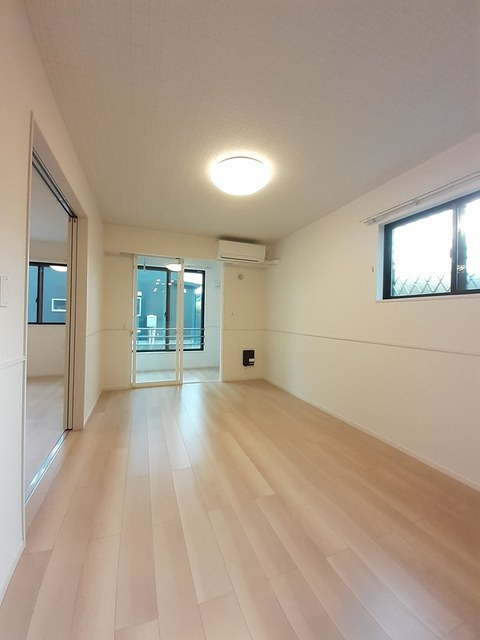 コリーヌ・ヴェルトⅡの居間・リビング