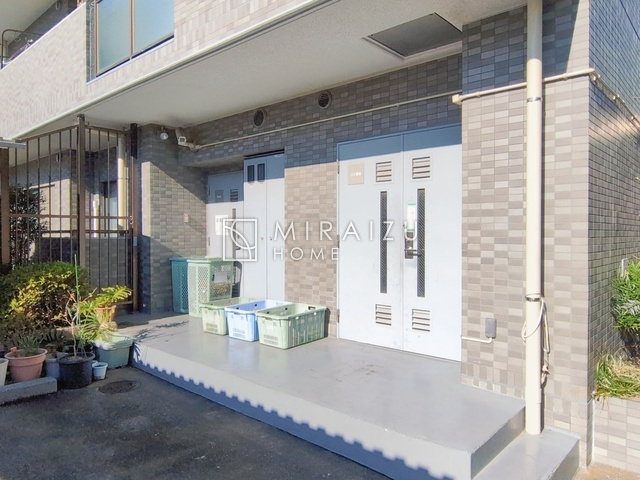 【外観】 | 暮らしやすさを考えたプランで快適な現地ロケーションを実現。安らぎに満たされる