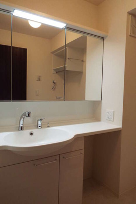 【洗面所】 | ヴィルヌーヴ　ドゥ | 洗髪洗面化粧台