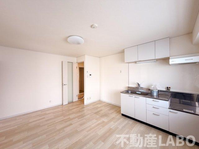 加美東グリーンハイツの居間・リビング