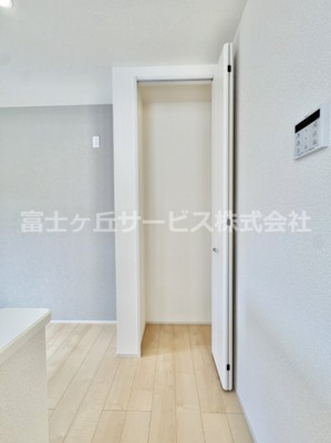 【収納】 | 浜松市中央区篠原町 新築一戸建て | 大きなスペースがあり、収納には困りません