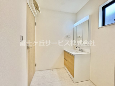 【脱衣所】 | 浜松市中央区篠原町 新築一戸建て | 脱衣場です