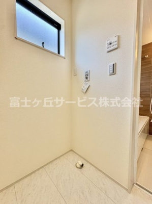 【ランドリースペース】 | 浜松市中央区篠原町 新築一戸建て | 洗濯機置き場です