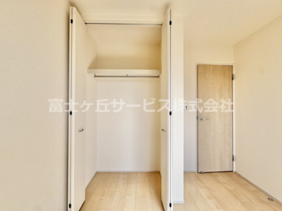 【収納】 | 浜松市中央区篠原町 新築一戸建て | 便利な収納スペースです