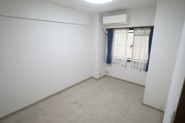 カネボウ東生駒グリーンマンションの洋室