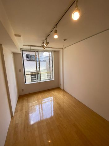 MODULOR中井（モデュロール中井）の居間・リビング|広々洋室♪（同一仕様写真）