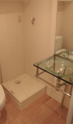 MODULOR中井（モデュロール中井）の洗面所|ガラス仕様のオシャレな独立洗面台★（同一仕様写真）