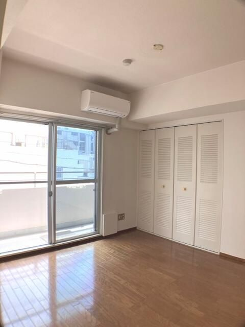 土橋ビルの寝室