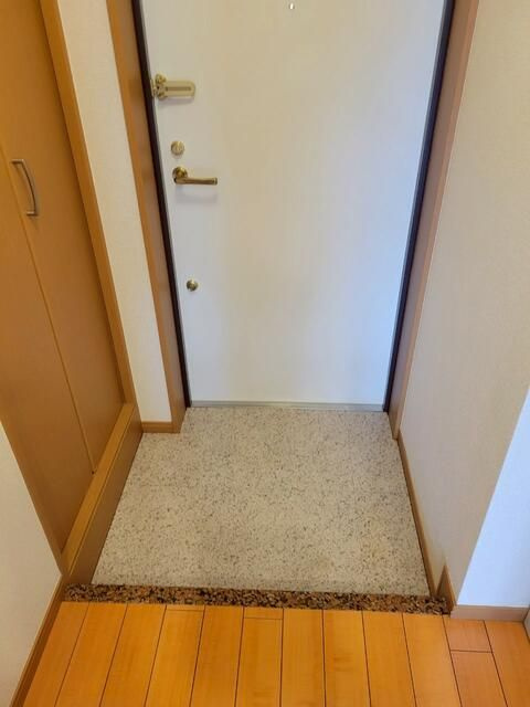 レスタージュ上板橋の玄関