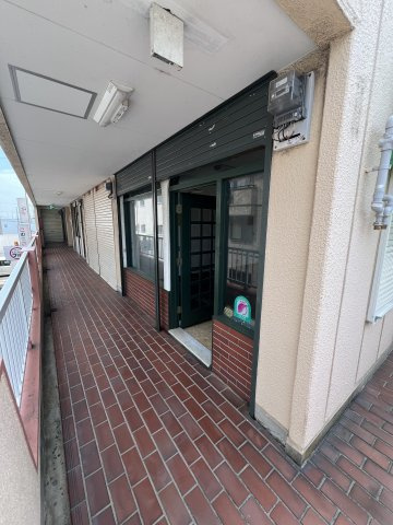 幸栄ビルの外観