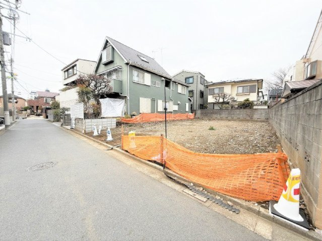 【仲介手数料６２０万円が無料！】■自由が丘駅８分■建物１４８平米可能■南道路面で陽当り良好の画像