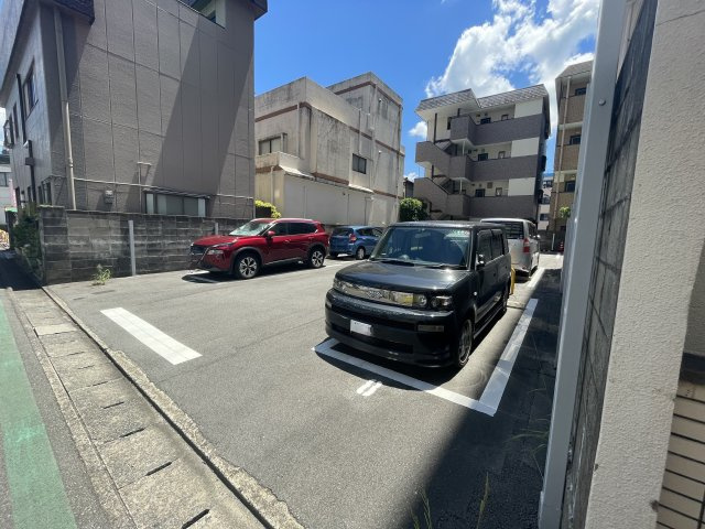 原古賀 Y' PARKの駐車場