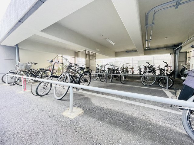 【駐輪場】 | ツインタワー空港通り