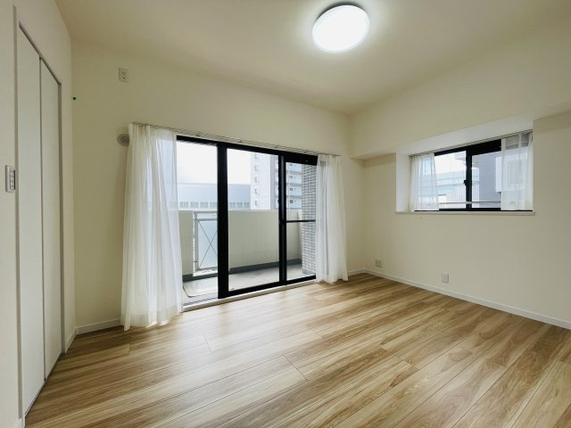 【洋室】 | ツインタワー空港通り