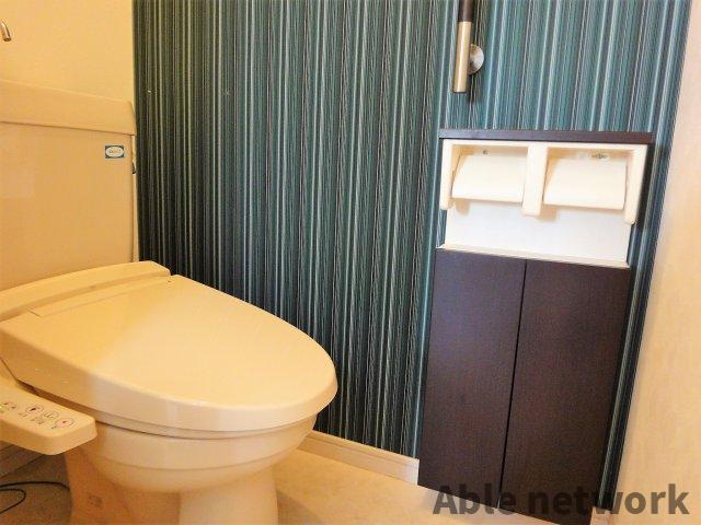 カーザ・ボニータ・Yumiのトイレ|温水暖房便座・収納あり