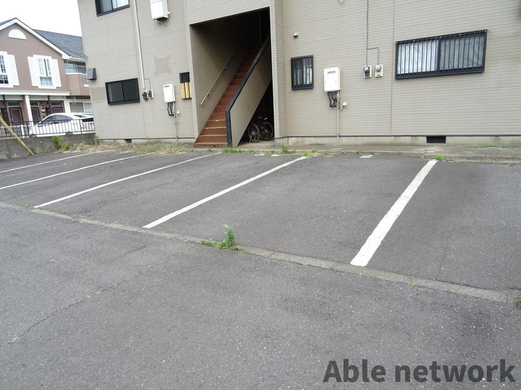 カーザ・ボニータ・Yumiの駐車場|1台無料