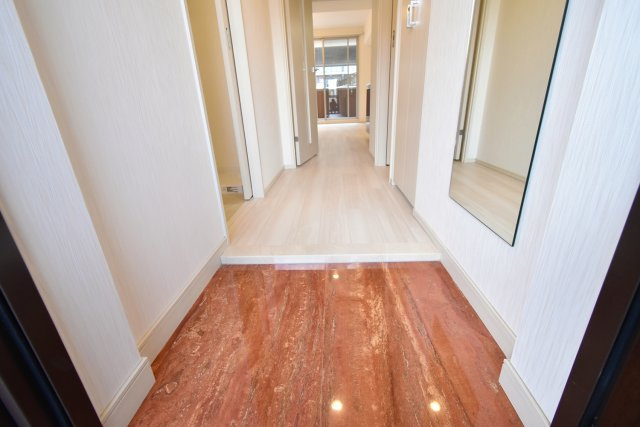 プレジオ西宮今津の玄関