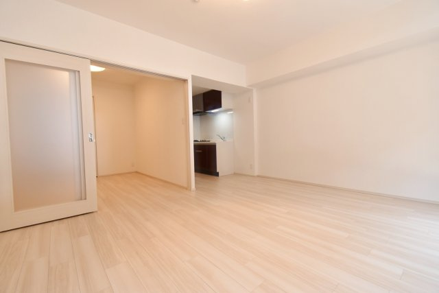 プレジオ西宮今津の居間・リビング