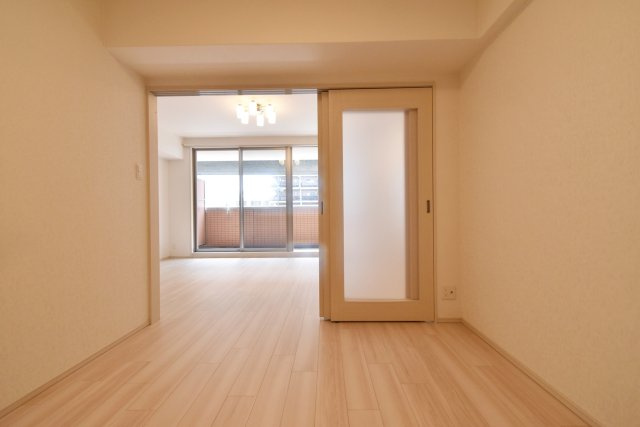 プレジオ西宮今津の洋室