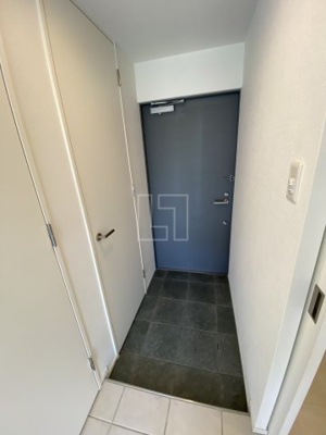 【玄関】 | One Shinmachi | One Shinmachi（ワン新町）　玄関スペース