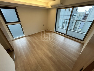 【洋室】 | One Shinmachi | One Shinmachi（ワン新町）　洋室