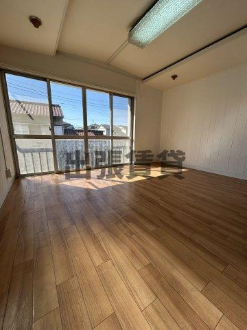 仲介手数料0円！！西区中小田井戸建 	 の洋室