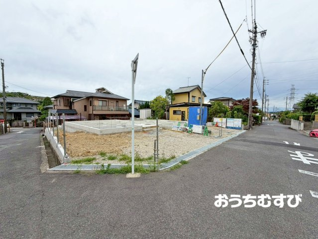 春日井市デザイナーズKuRuRi高森台（全2棟）の前面道路含む現地写真