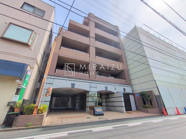 【エントランス】 | 平日・休日問わず、いつでもご見学が出来ます♪☆実際に見て、触れて感じる安心のお住まい探しを体験して下さい♪☆物件情報だけでなく、地域の特色などなどエリア情報もお伝え出来たら嬉しいです♪