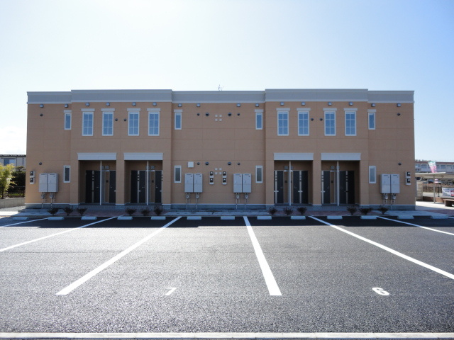 Ａｒｔ　Ｑｕｅｅｎの外観|外観写真（昼）